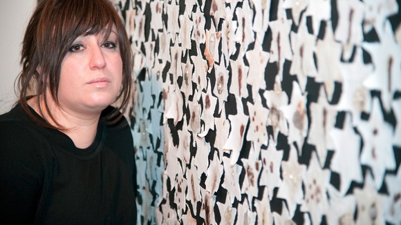 artist with stars picture