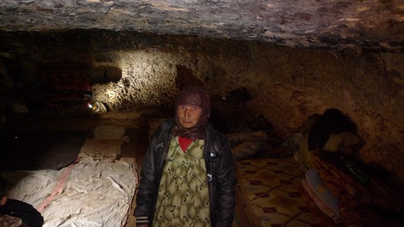 Syrians old and young have been left sleeping in caves