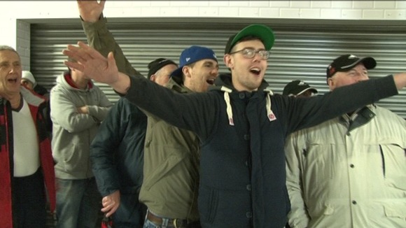 Swans fans queue for tickets