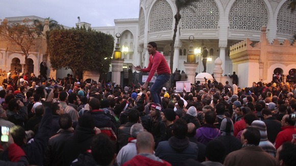 Protesters chant anti-Mursi slogans.