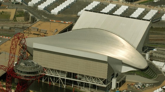 Boris Johnson has hired London 2012 Aquatics Centre architect Zaha Hadid to help design a new London airport