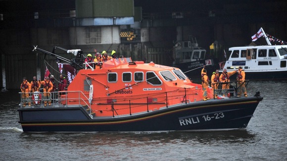 Volunteer crews