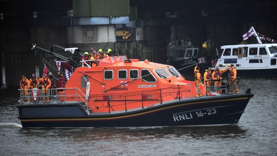 Volunteer crews