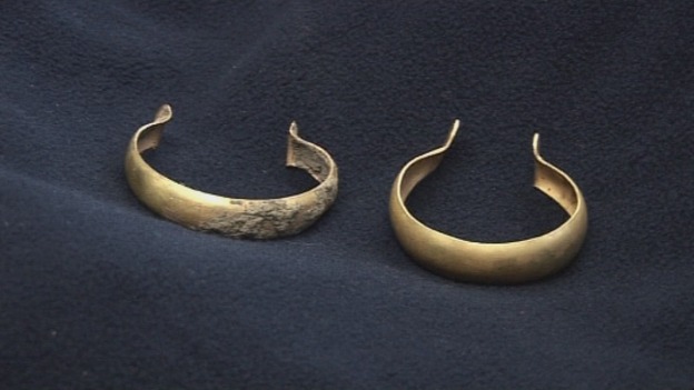 Bracelets, gold, bronze age