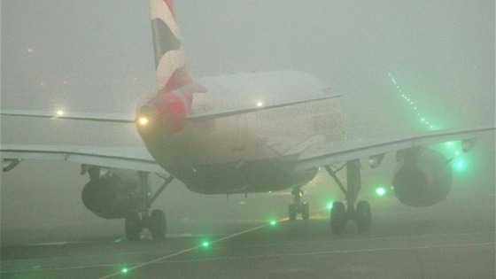 Fog disrupts flights