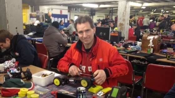 Enthusiasts get ready to race 