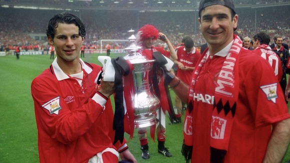 Manchester United striker Ryan Giggs with Eric Cantona