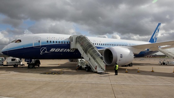 Boeing 787 Dreamliner at Heathrow Airport