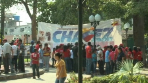 Crowds gathered in the centre of Sabaneta