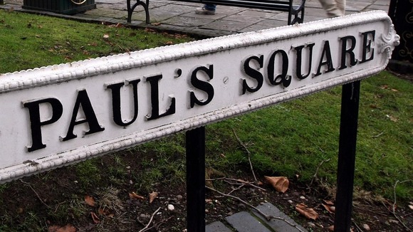 Councillors in Devon are considering banning apostrophes from street signs
