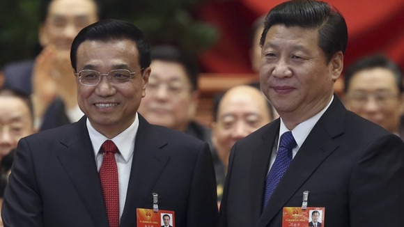 China's Premier Li Keqiang (L) and President Xi Jinping.