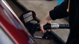 Talks between fuel tanker drivers and their employers now extended by a week