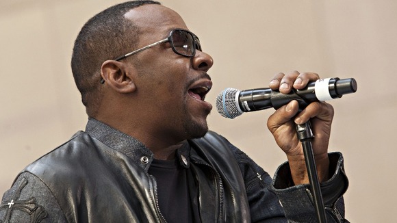 Singer Bobby Brown turned himself over to authorities in Los Angeles today.