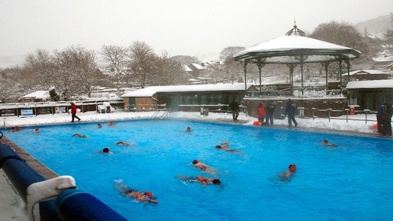 Swimmers at Hathersage pool