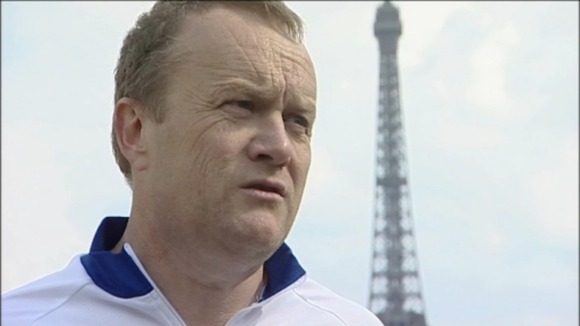 Mike Tomlinson in Paris