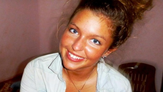24-year-old Sarah Groves was found in a pool of blood inside her room on a house boat. 