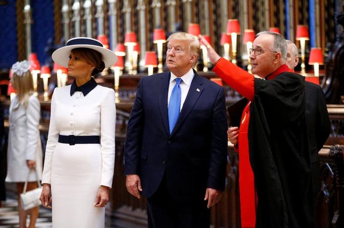 US President Donald Trump, with First Lady Melania and the Dean of Westminster, checks out the building