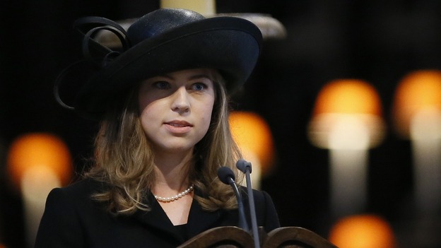 Amanda gave a reading at her grandmother Baroness Thatcher's funeral at ST Paul's Cathedral.