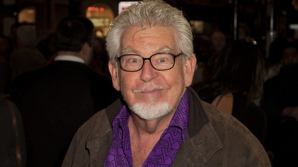 Rolf Harris 'arrested over historical sex abuse claims'