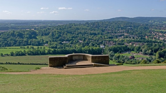 Salomons Memorial viewpoint, Box Hill