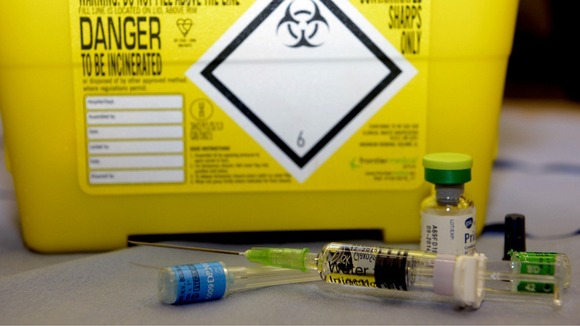 MMR vaccination kit