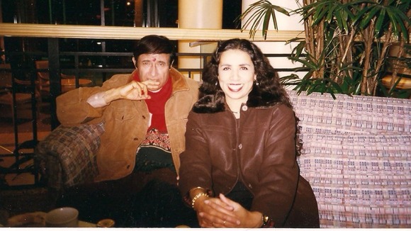 Indian film legend Dev Anand pictured with Nina Nannar