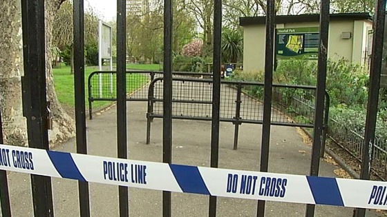 The entrance to Vauxhall park