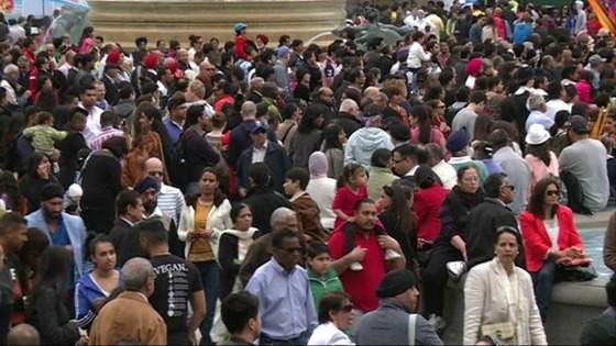 30,000 are expected to attend during the day