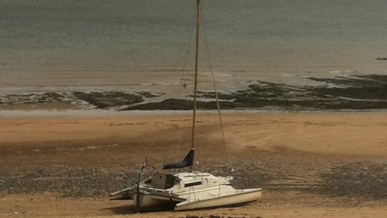 Trimaran on the sands