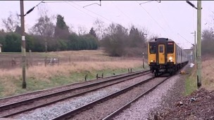 Warnings about dangerous level crossings