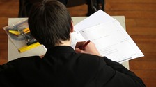 Headteachers vote against Government school reforms