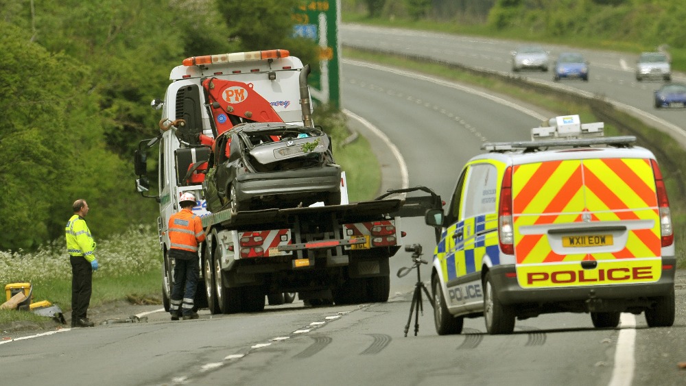 Police escort family to scene of Swindon car crash ITV News