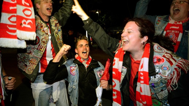 Bayern Munich fans celebrate outside Wembley Stadium