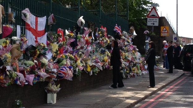 A relative reads some of the messages that have been left for soldier Lee Rigby