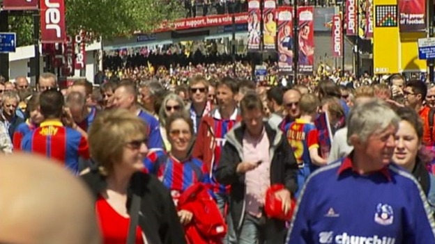 Fans gather ahead of today's Championship play-off