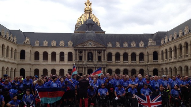 Before the start of the race in Paris