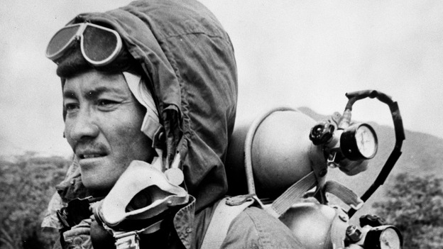the conquest of everest original photographs from the legendary first ascent 60 years since everest climb itv news the conquest of everest original photographs from the legendary first ascent 60 years since everest climb itv news