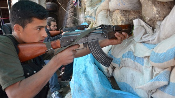 Clashes between Assad troops and opposition forces continue to escalate in Syria