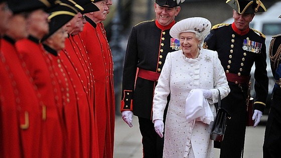The Queen reviewing the Chelsea Pensioners
