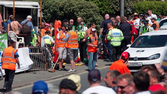 Emergency services at TT crash