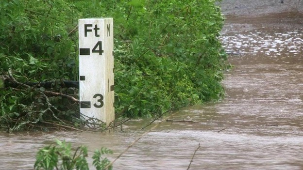Heavy rainfall causes water levels to rise