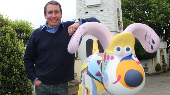 Jools Holland and musical Gromit 'Bumble Boogie'