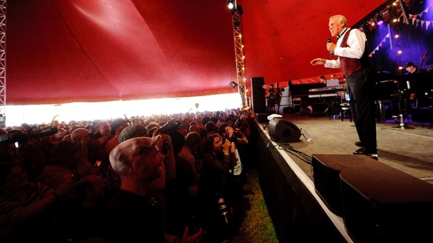 Sir Bruce performs in the Avalon stage