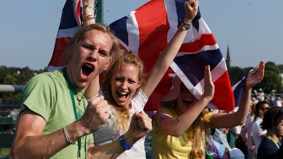 Andy Murray fans celebrate his historic victory