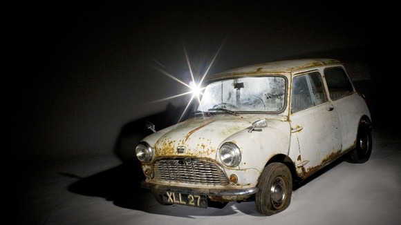 Austin Mini Se7en De Luxe Saloon