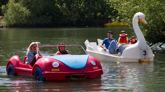 A more modern form of boating