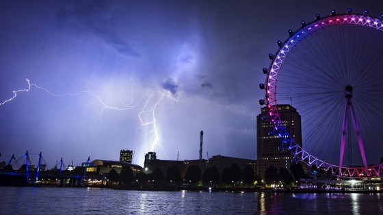 The lightning struck early this morning as the London Eye was coloured red, white and blue to mark the royal baby's birth.