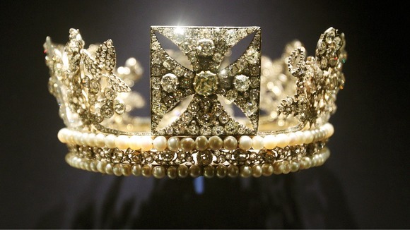 Queen Elizabeth II's Diamond Diadem.