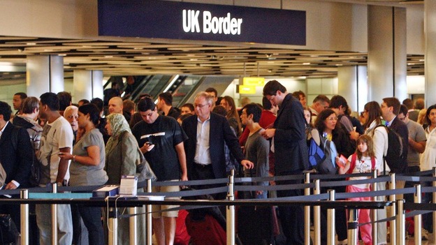 queues at immigration