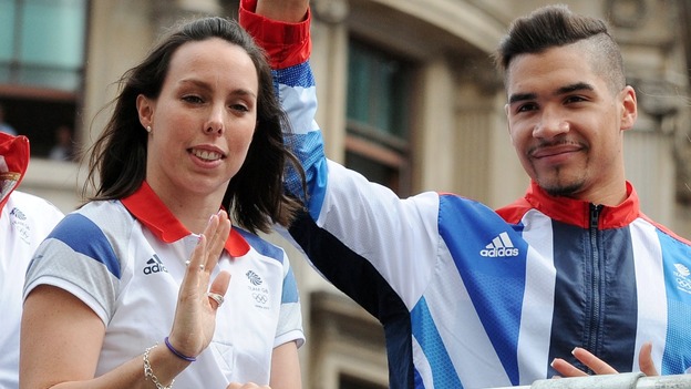Beth waves to crowds as Team GB athletes parade through London
